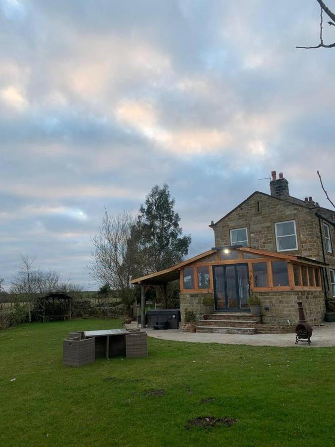 オトリー Meagill Farmhouse Hot Tub Bbq Hutヴィラ エクステリア 写真