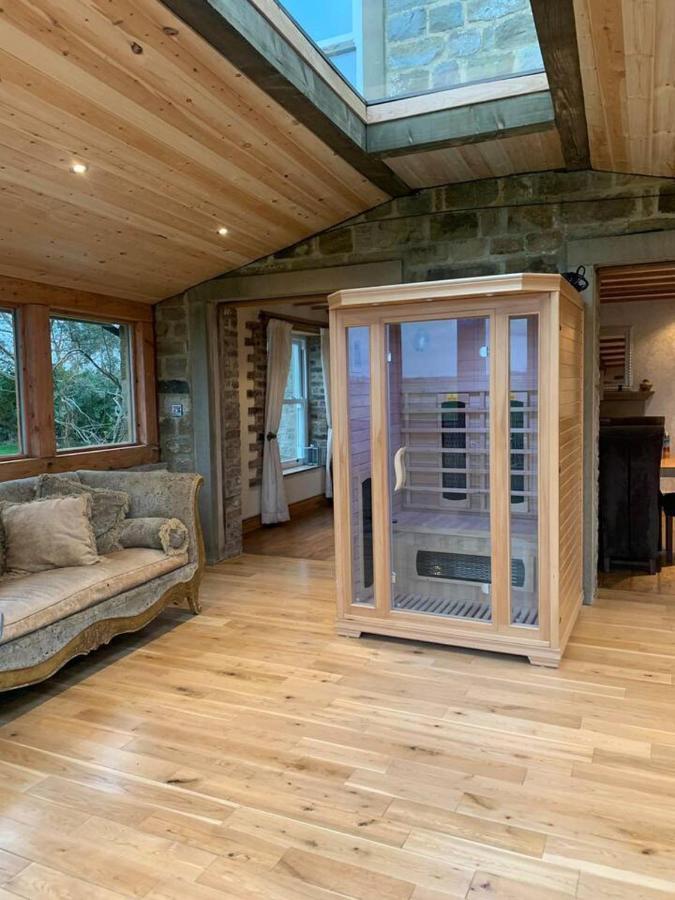 オトリー Meagill Farmhouse Hot Tub Bbq Hutヴィラ エクステリア 写真